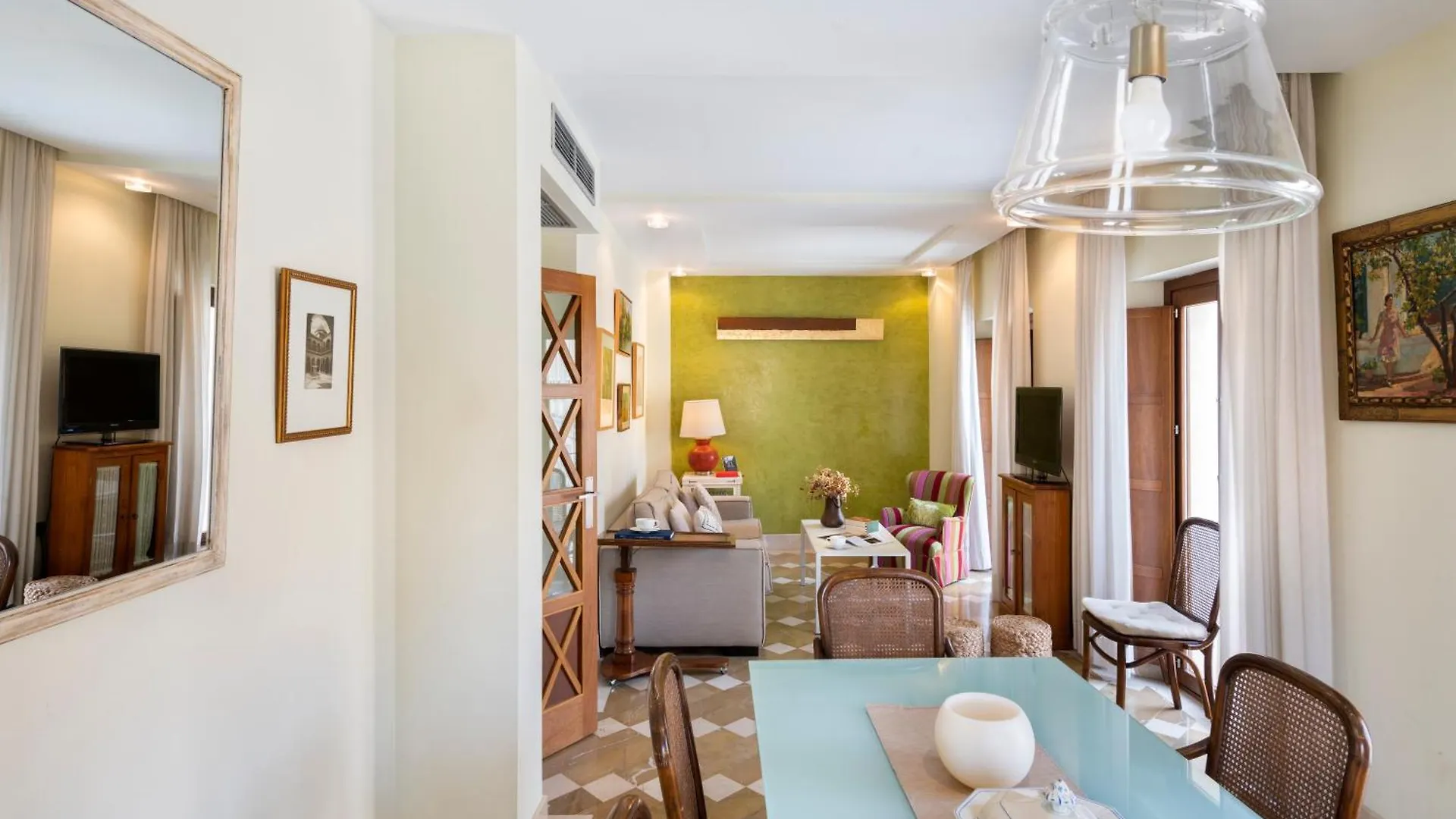 Magno Apartments Santo Tomas