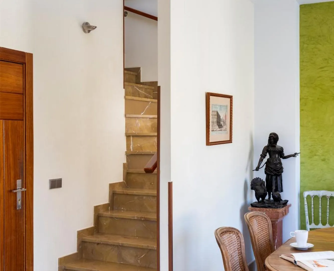 Magno Apartments Santo Tomas Seville Spain